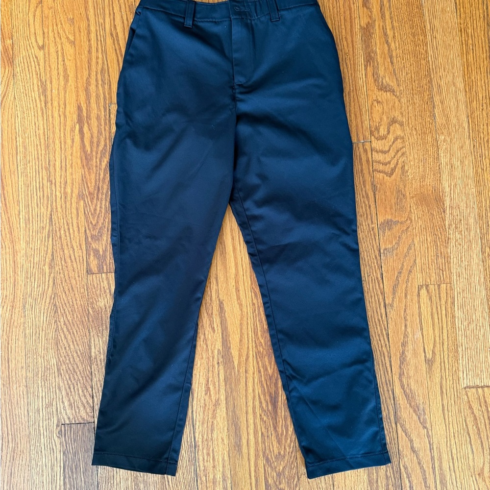 Youth Boys Under Armour golf pants, black. Size 12. Like new